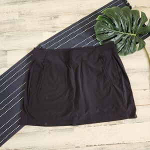 Athleta Brooklyn Skort 16" Black Size 20